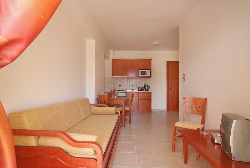 Pelopas Hotel Tigkaki  Room photo
