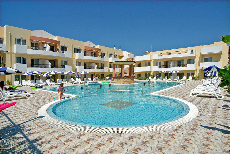 Pelopas Hotel Tigkaki  Exterior photo